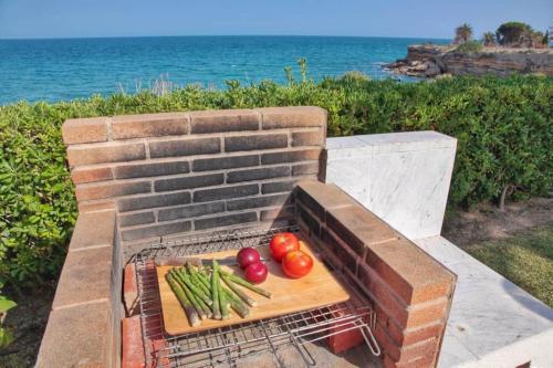 Casa Vesalia A 1a L�nea de Mar Con AA Y Wi-fi.