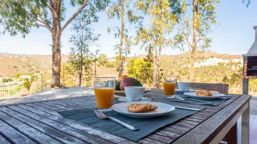 Casa Ronda V�lez-m�laga By Ruralidays