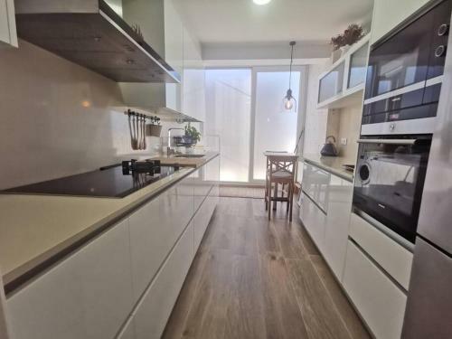 Apartamento Tom�s Paredes, Vigo, 3 Habitaciones