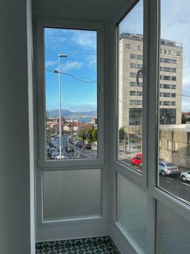 Apartamento Tom�s Paredes, Vigo, 3 Habitaciones