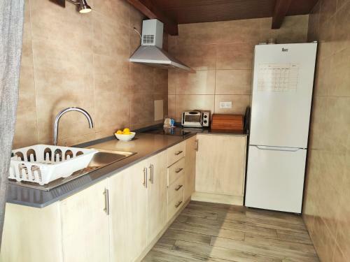 Apartamento La Casa de Piedra A Orillas Del Mar