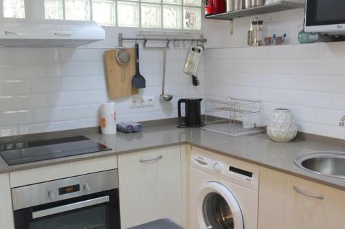 Apartamento Piso En El Carmen Cerca Del Mercado Central