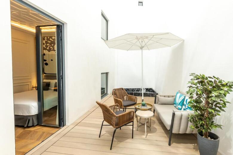 Hotel L&h Gran V�a Valencia