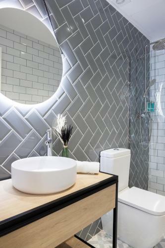 Hostal Florit Flats - The Serreria Rooms