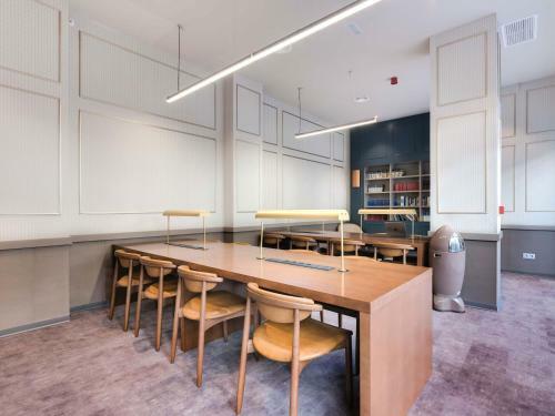 Apartamento Livensa Living Studios Valencia Marina Real