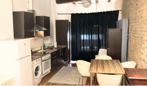 Apartamento 4 Loft Temporal En Ciutat Vella