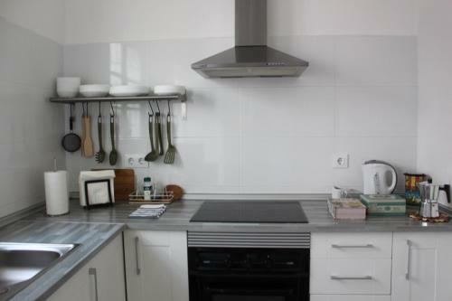 Florit Flats - The Ausias March Apartment