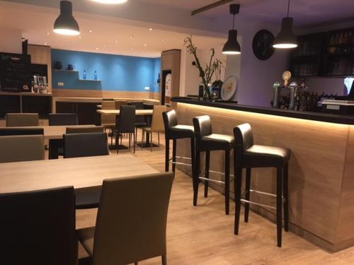 Hotel Revotel
