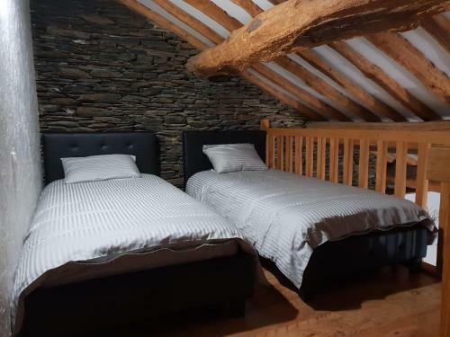 Hostal Le Point De Chute