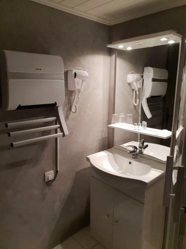 Hostal Le Point De Chute