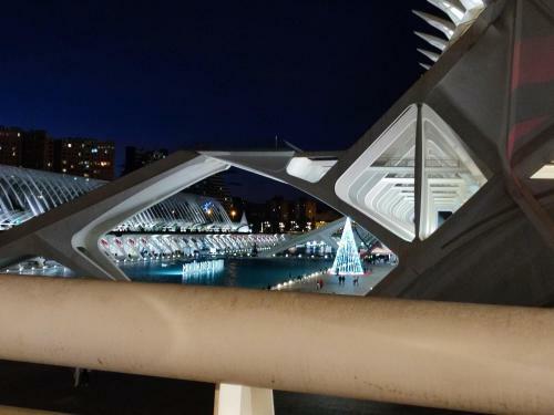 Hostal Central Bruno Valencia Apartments - Suite & Rooms - Downtown