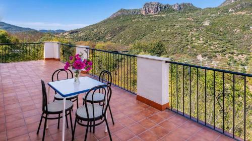 Casa La Fresneda Ubrique By Ruralidays