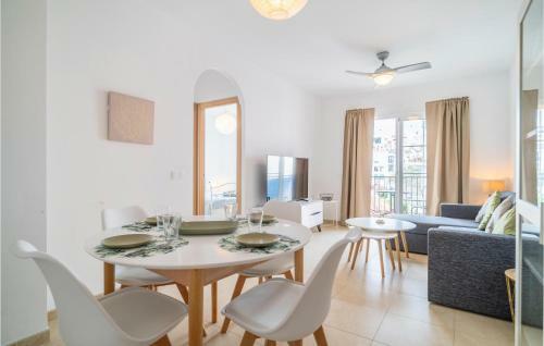 Stunning Apartment In Torrox With Wifi And 3 Bedrooms