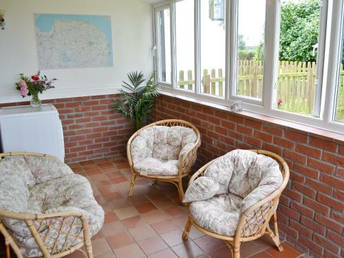 Holly Cottage