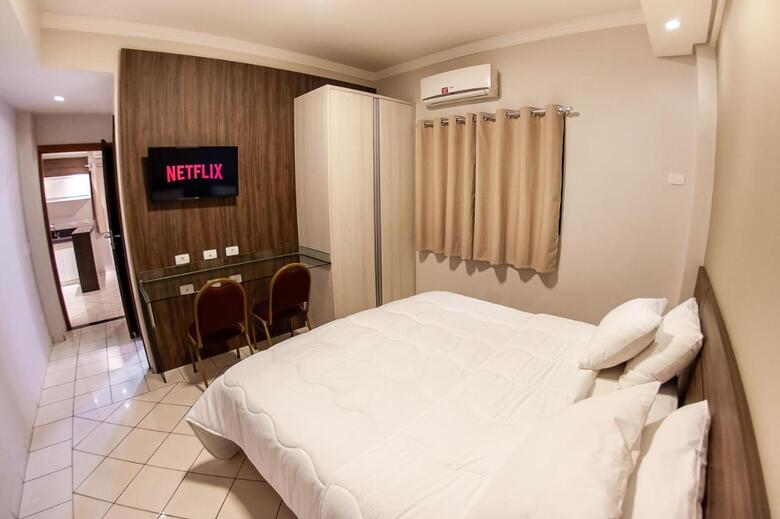London Hotel