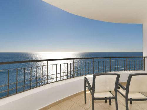 Apartment Sea Front By Interhome