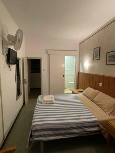 P&r Hostals Maria Rosa