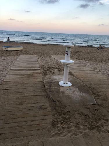 �mplio Apartamento Playa La Mata Torrevieja