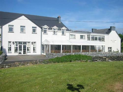 Lake House Hotel