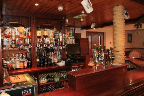 Lake House Hotel