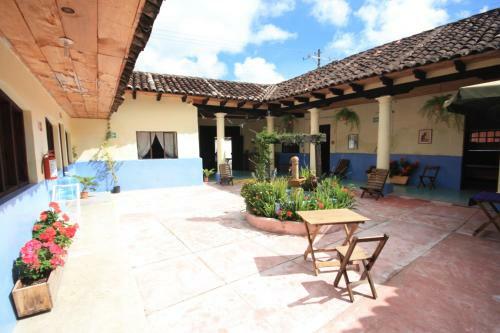 Hostal La Casa De Paco