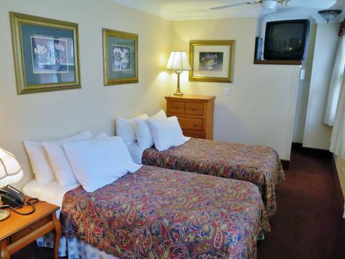 Madison Manor B&B And Pub