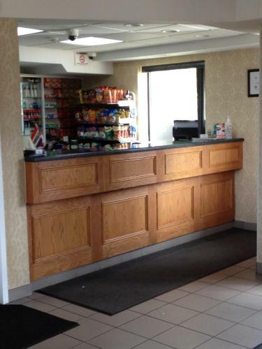 Hotel Mississauga Gate Inn