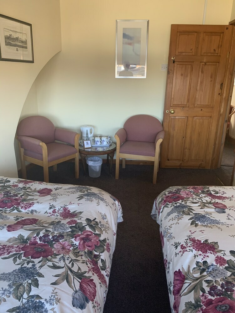 Riverside Bed And Breakfast