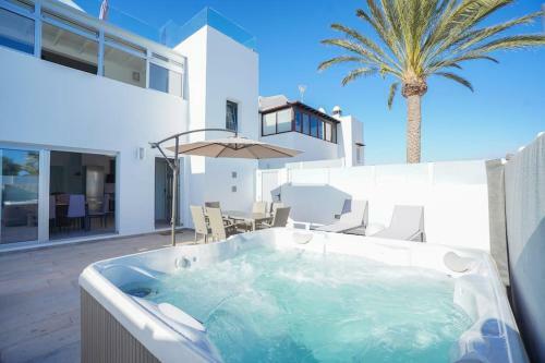 Apartamento Luxury Solarium, Jacuzzi, A/c And Wi-fi