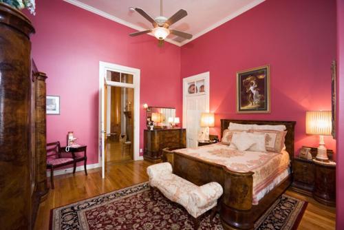 Royal Elizabeth Bed & Breakfast