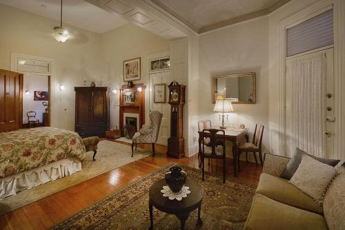 Royal Elizabeth Bed & Breakfast