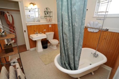 Royal Elizabeth Bed & Breakfast