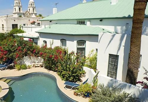 Royal Elizabeth Bed & Breakfast
