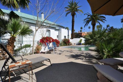 Royal Elizabeth Bed & Breakfast