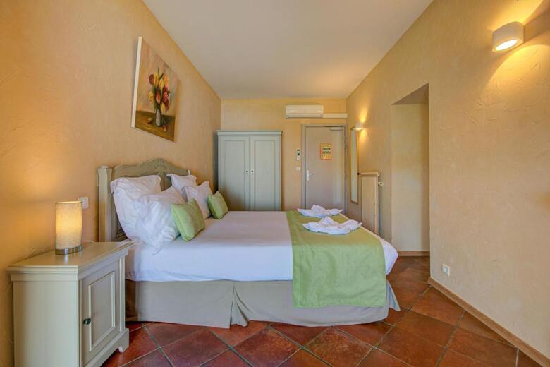 Hotel H�tel De La Corniche