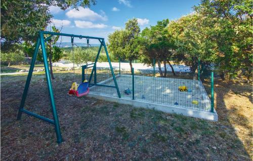 Holiday Home Pucisca 15