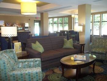 Hotel Holiday Inn Express And Suites Winchester