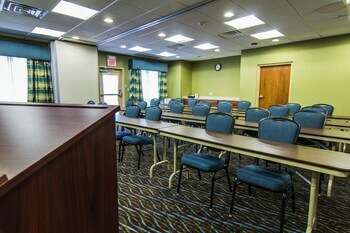 Hotel Holiday Inn Express And Suites Winchester