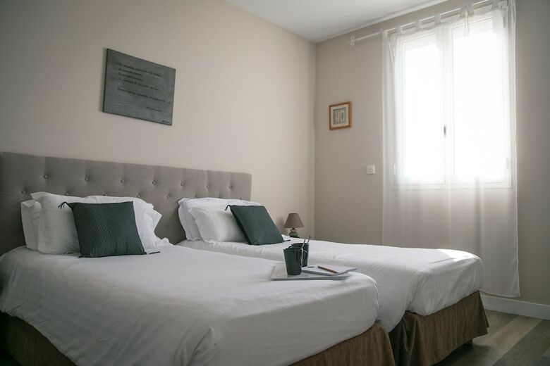 Hotel H�tel La Fianc�e Du Pirate