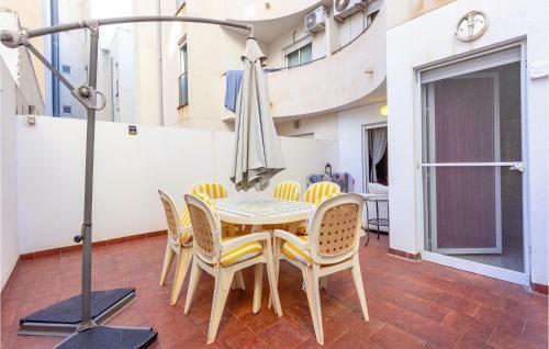 Amazing Apartment In Torrevieja With 2 Bedrooms