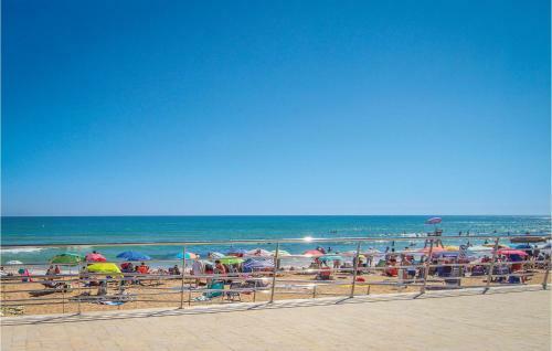Amazing Apartment In Torrevieja With 2 Bedrooms