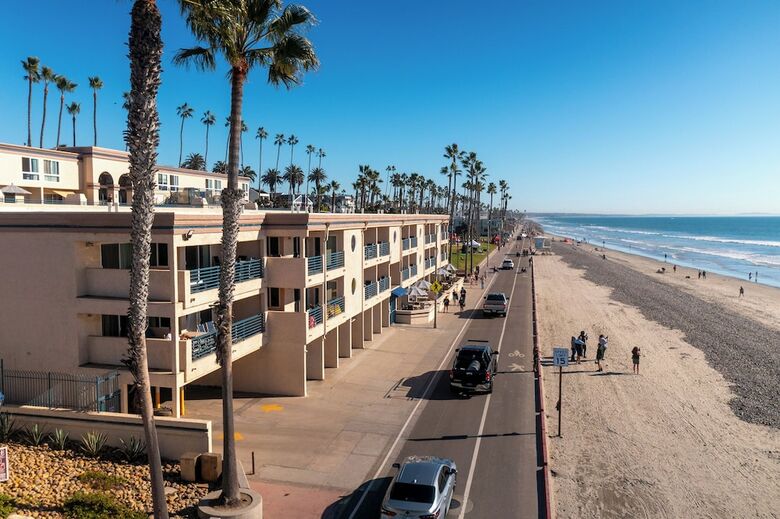 Hotel Southern California Beach Club