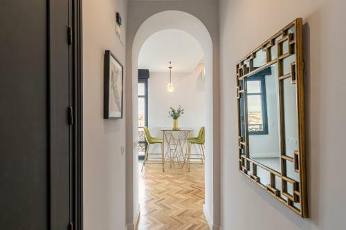 The Most Exclusive Apartment In Sevillaparking