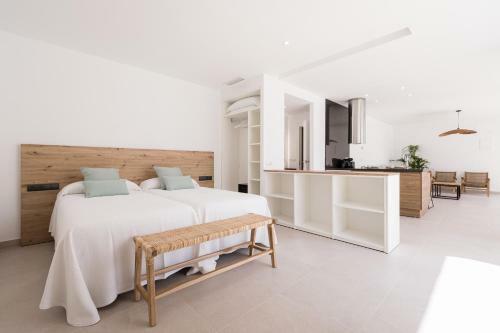 Bossa Bay Suites With Private Pool - Mc Apartments Ibiza