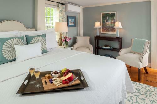 The Blushing Oyster Bed & Breakfast