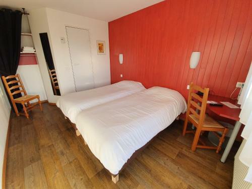 Castor Hotel