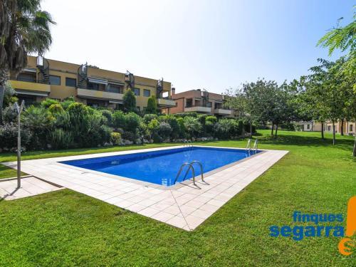 Casa El Vendrell, 3 Dormitorios, 6 Personas - Es-320-4