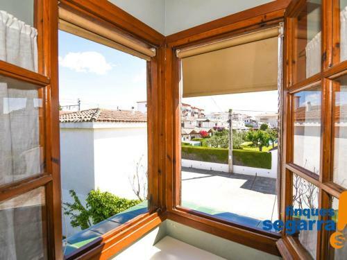 Casa El Vendrell, 4 Dormitorios, 8 Personas - Es-320-3