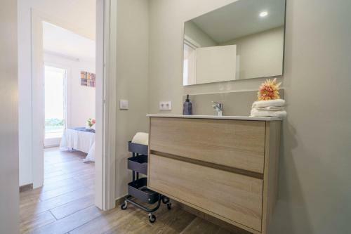 Sea Breeze Lux House - Private Pool & Aircon
