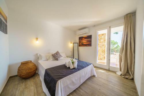 Sea Breeze Lux House - Private Pool & Aircon